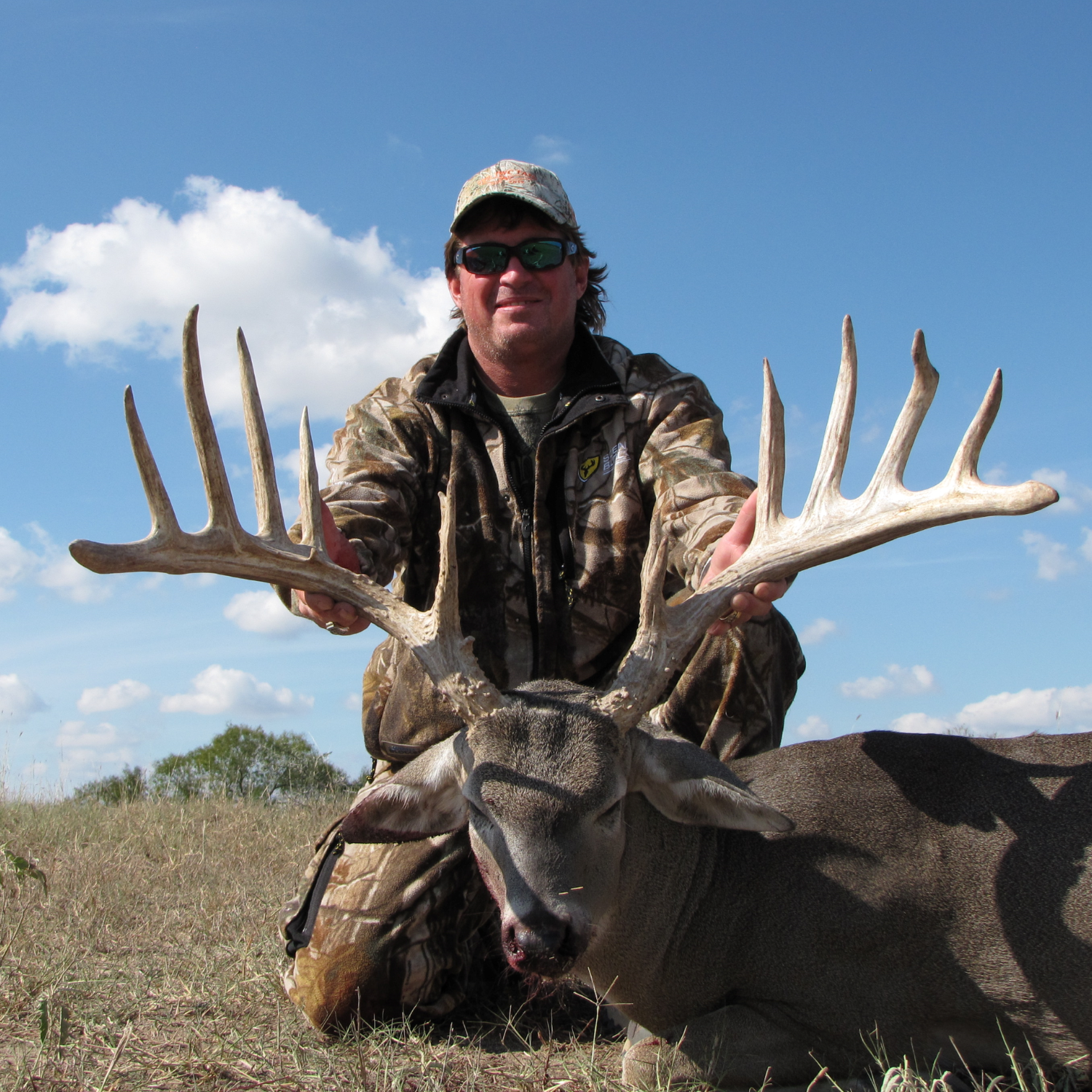 Big Buck Hunts in Texas