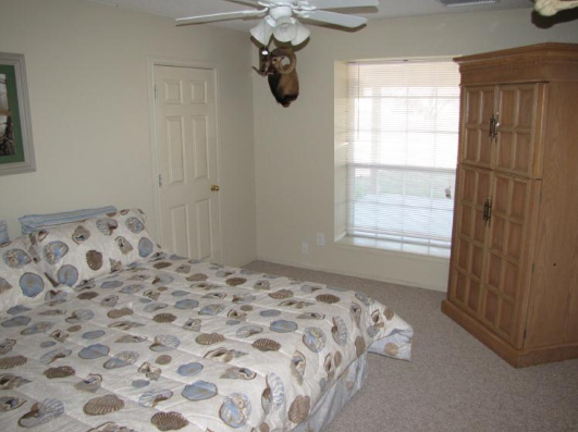 Main Hunting Lodge Bedroom 1